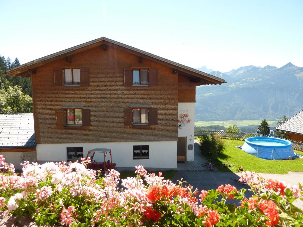 Berghof Burtscher Ludesch Exterior photo